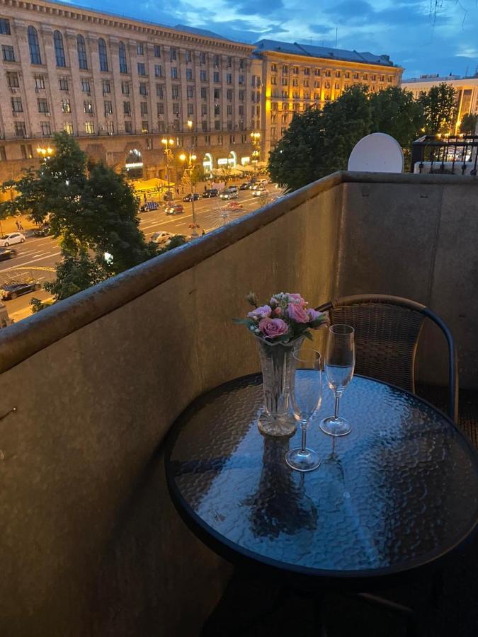 Freddies Apartment Kiev Esterno foto