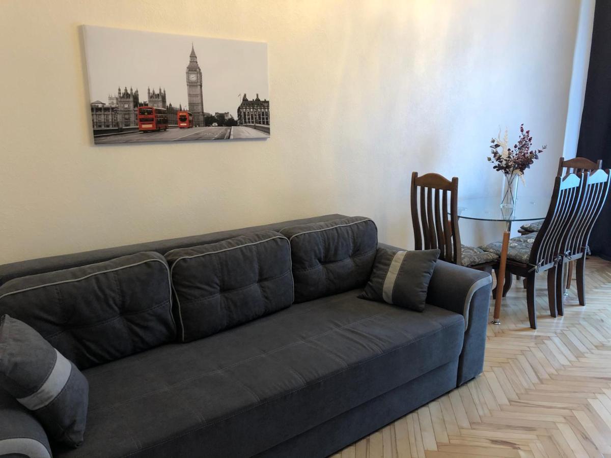 Freddies Apartment Kiev Esterno foto